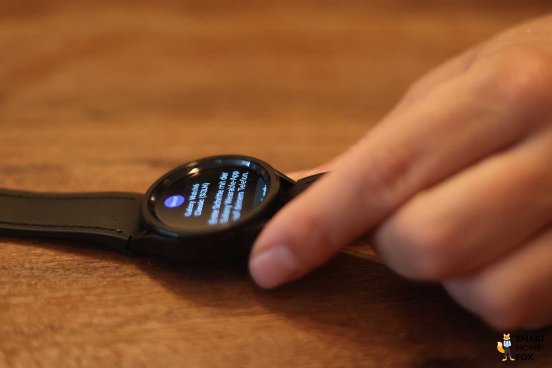 Дисплей часов Galaxy Watch 6 Classic.